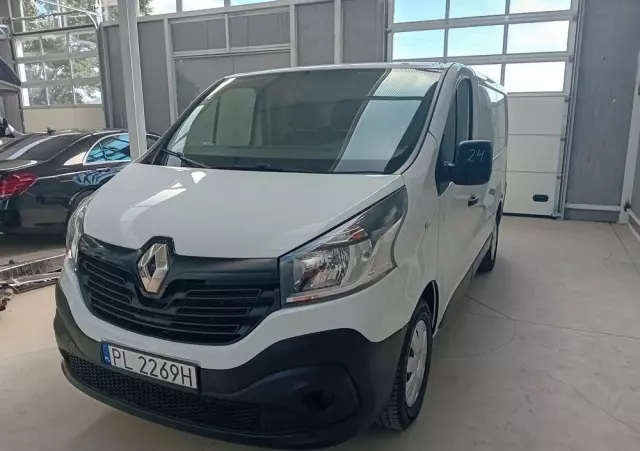 RENAULT Trafic 