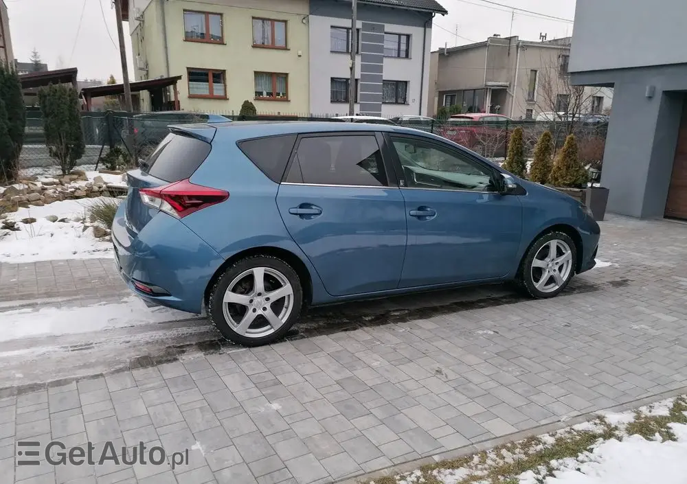 TOYOTA Auris 1.2 T Prestige