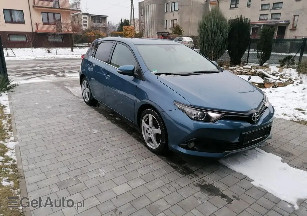 TOYOTA Auris 1.2 T Prestige