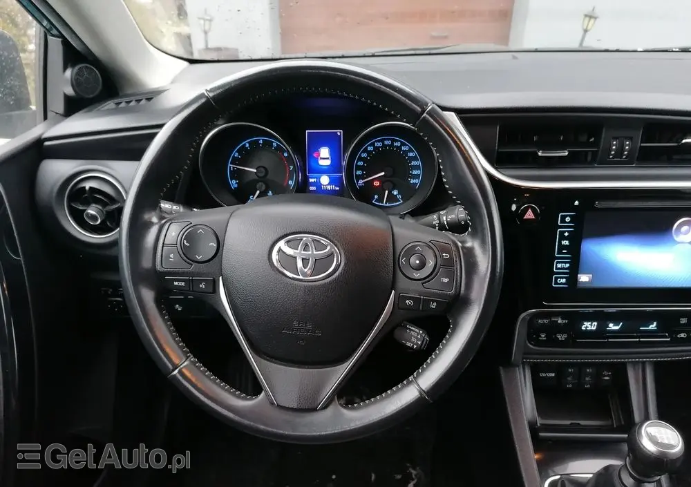TOYOTA Auris 1.2 T Prestige
