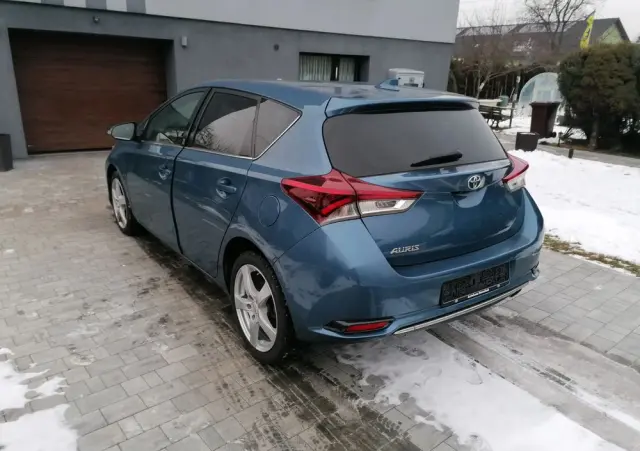TOYOTA Auris 1.2 T Prestige