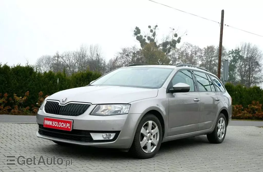 SKODA Octavia 