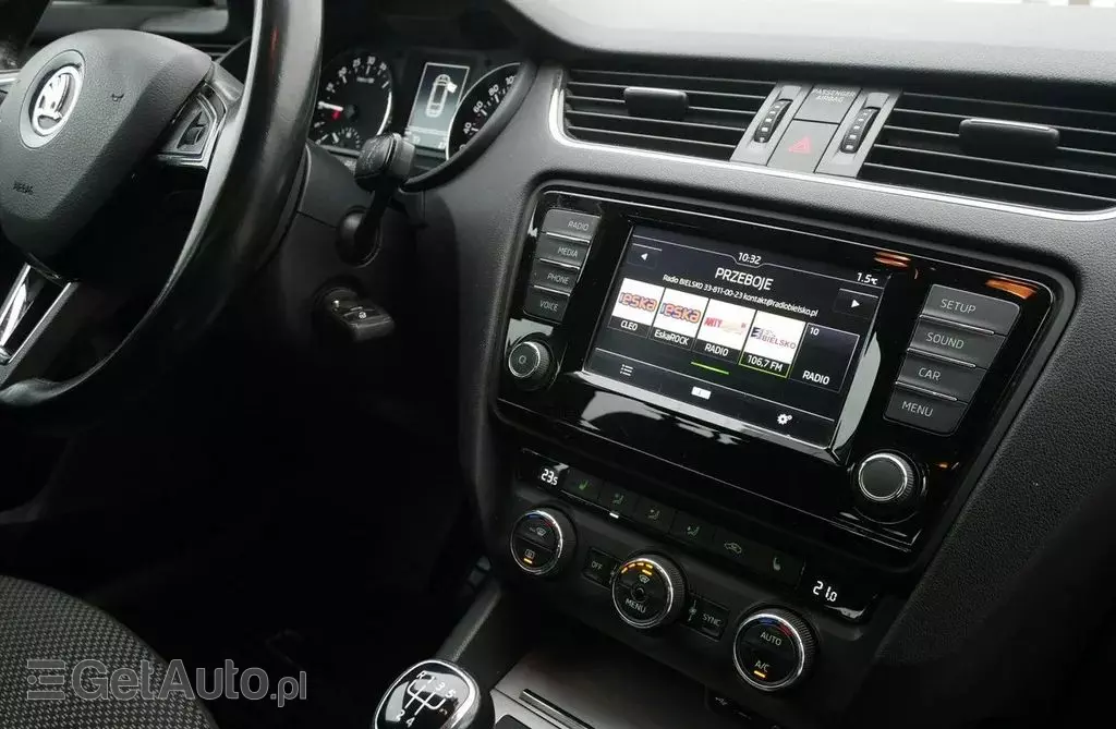 SKODA Octavia 