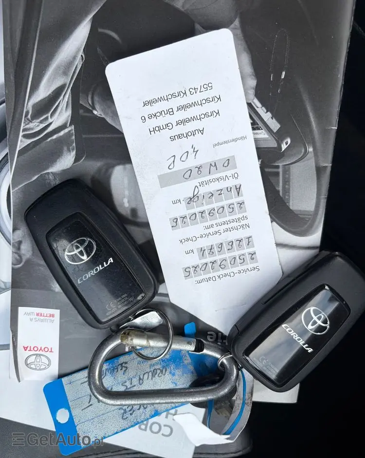 TOYOTA Corolla 