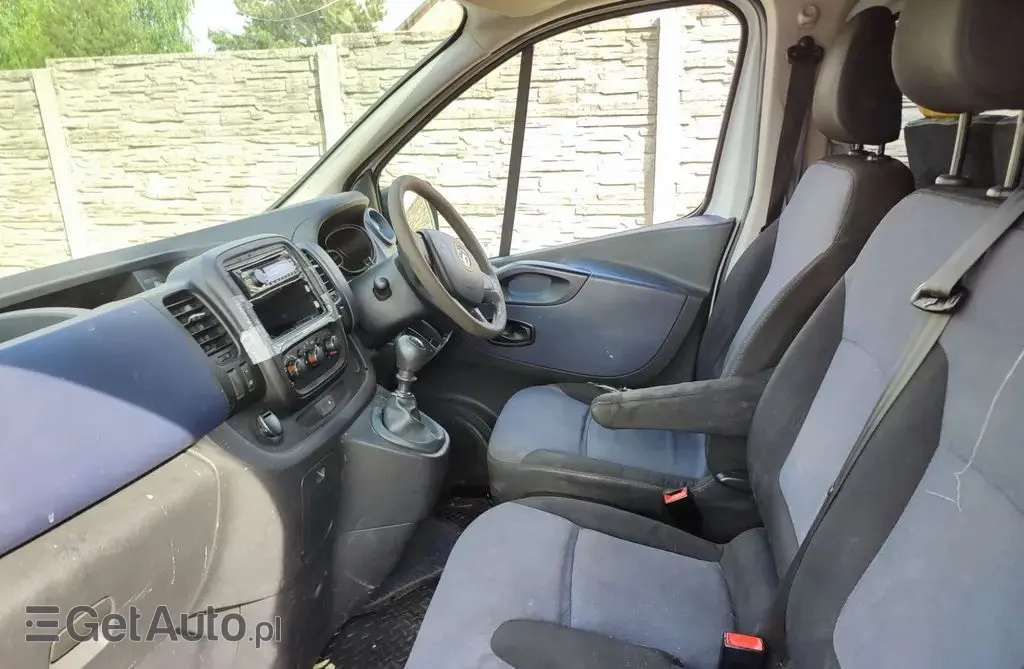 OPEL Vivaro 
