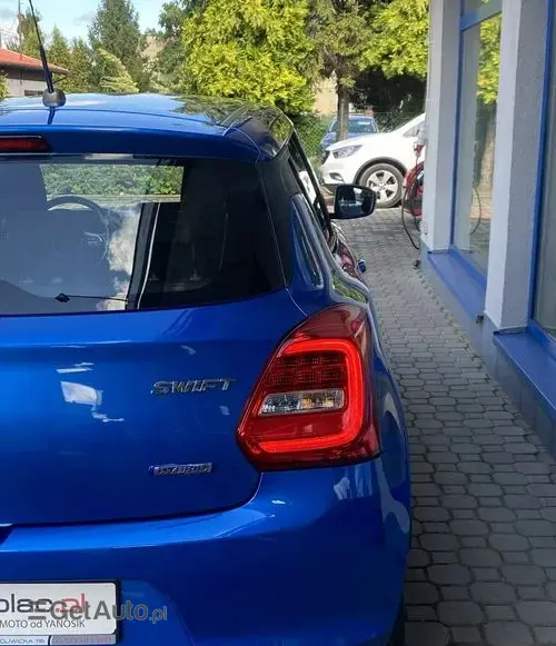 SUZUKI Swift 