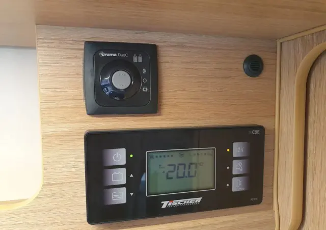 INNY Kabina kempingowa Tischer Trail 250 