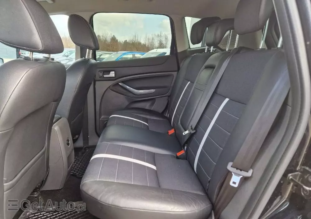 FORD Kuga 2.0 TDCi 2x4 Titanium