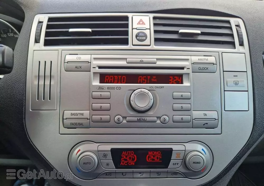 FORD Kuga 2.0 TDCi 2x4 Titanium