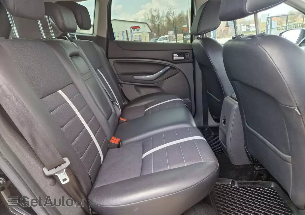 FORD Kuga 2.0 TDCi 2x4 Titanium