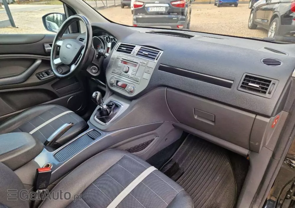 FORD Kuga 2.0 TDCi 2x4 Titanium