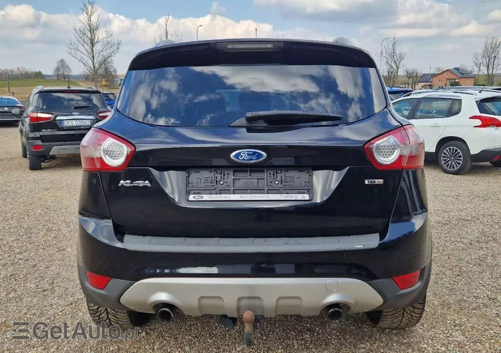 FORD Kuga 2.0 TDCi 2x4 Titanium