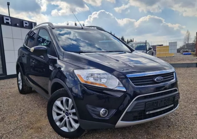 FORD Kuga 2.0 TDCi 2x4 Titanium