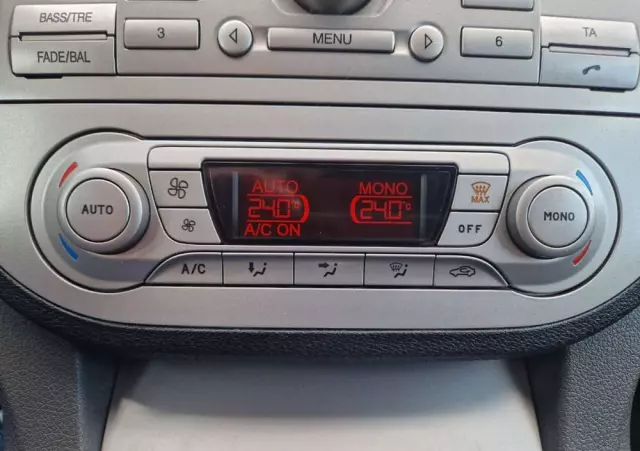 FORD Kuga 2.0 TDCi 2x4 Titanium