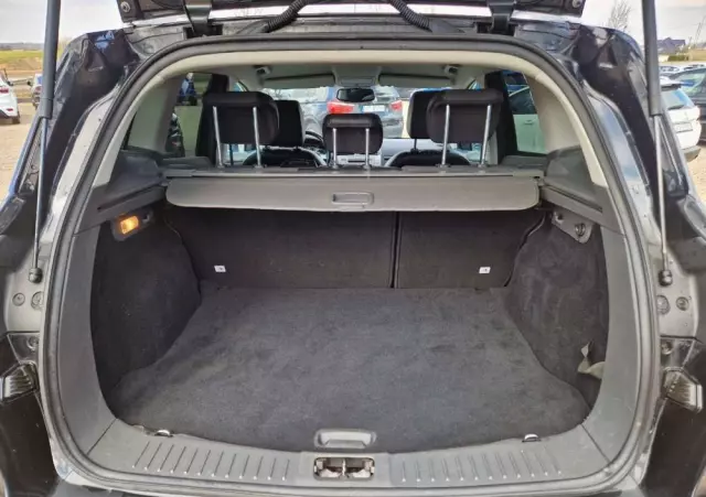 FORD Kuga 2.0 TDCi 2x4 Titanium