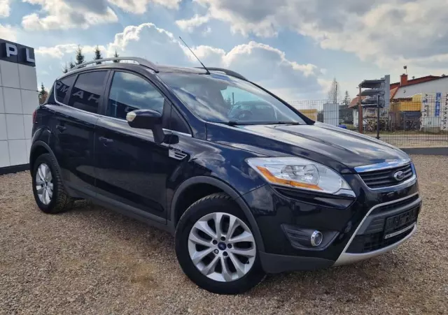 FORD Kuga 2.0 TDCi 2x4 Titanium