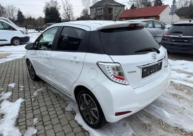 TOYOTA Yaris 1.33 Life EU6