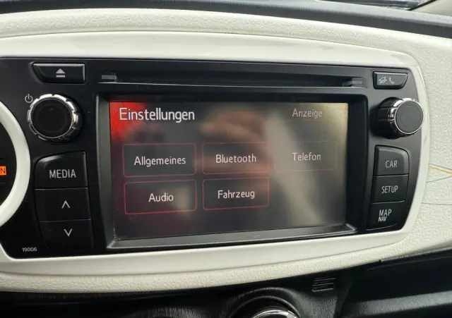 TOYOTA Yaris 1.33 Life EU6