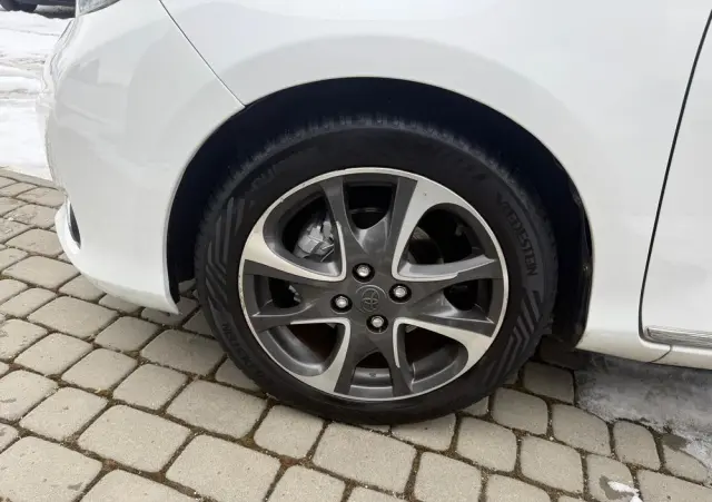 TOYOTA Yaris 1.33 Life EU6