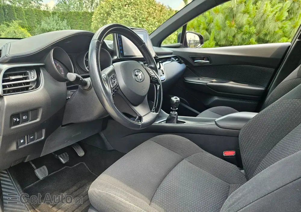 TOYOTA C-HR 1.2 T Active