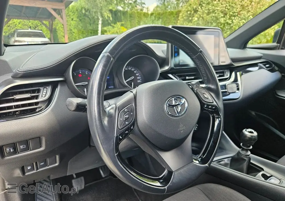 TOYOTA C-HR 1.2 T Active