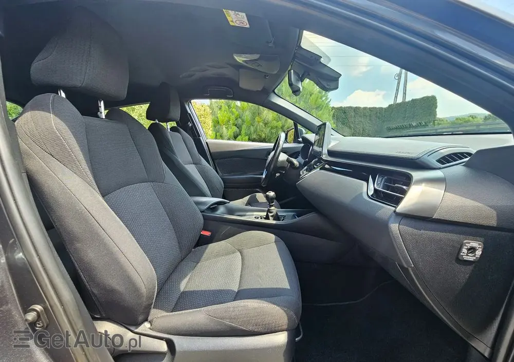 TOYOTA C-HR 1.2 T Active