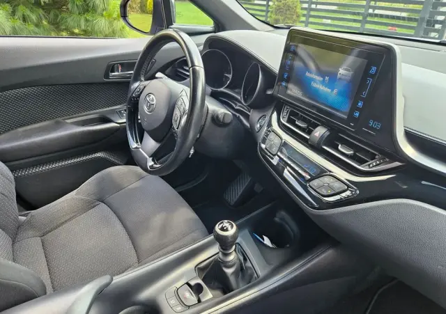 TOYOTA C-HR 1.2 T Active