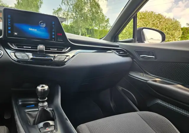 TOYOTA C-HR 1.2 T Active