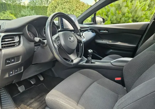 TOYOTA C-HR 1.2 T Active