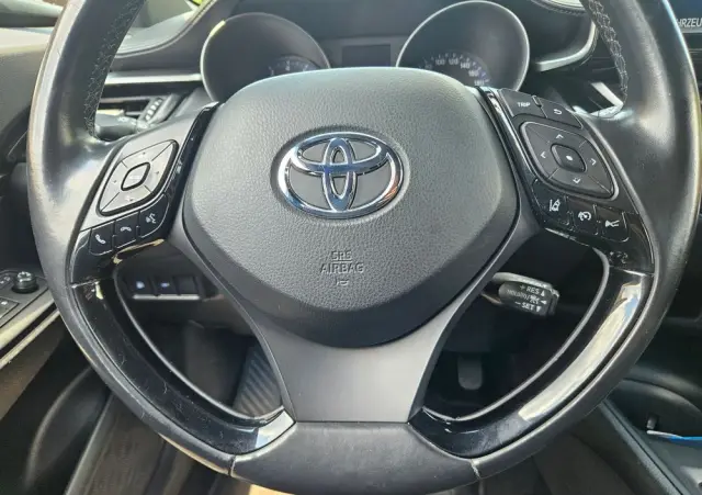 TOYOTA C-HR 1.2 T Active