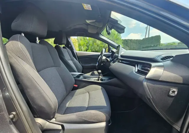 TOYOTA C-HR 1.2 T Active