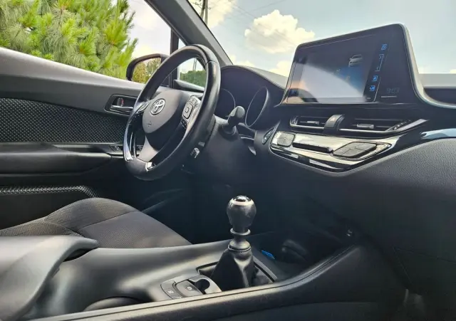 TOYOTA C-HR 1.2 T Active