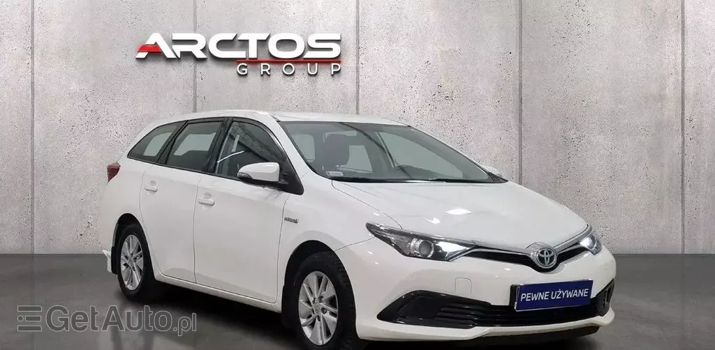 TOYOTA Auris 
