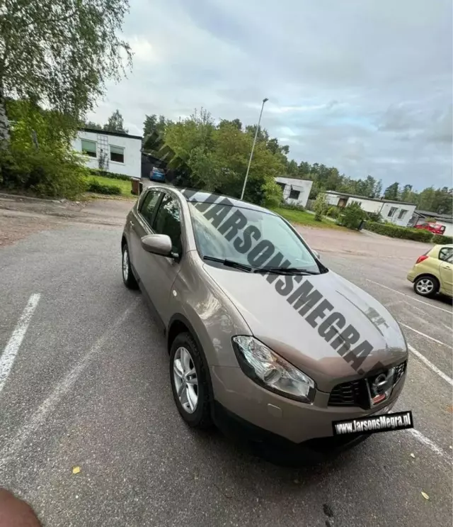 NISSAN Qashqai 