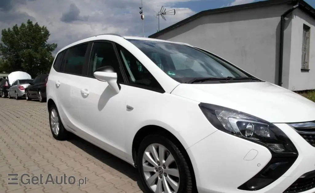 OPEL Zafira 