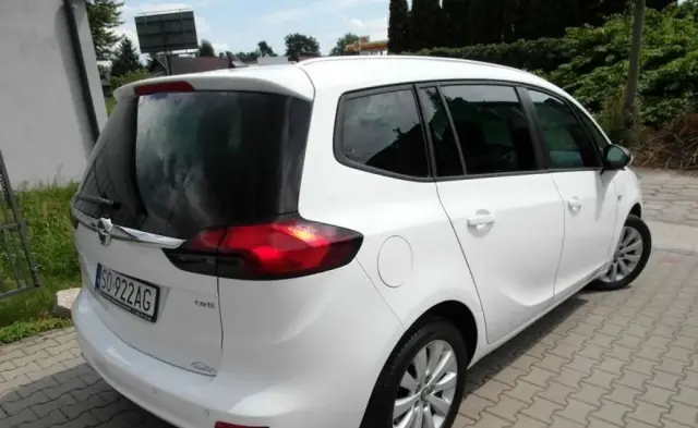 OPEL Zafira 