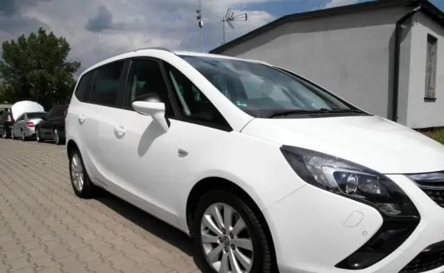 OPEL Zafira 