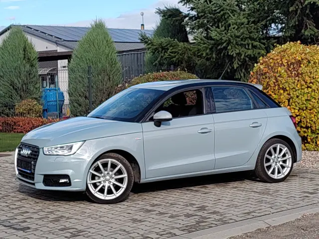 AUDI A1 Sportback  S line