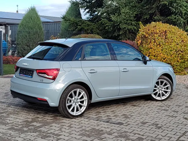 AUDI A1 Sportback  S line