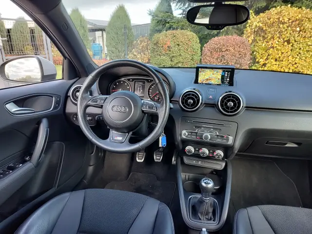 AUDI A1 Sportback  S line