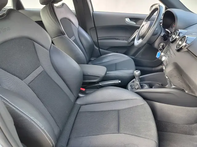 AUDI A1 Sportback  S line