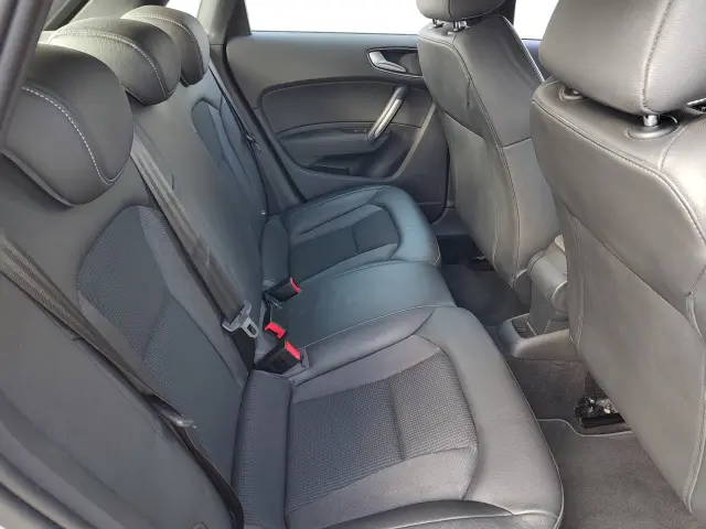 AUDI A1 Sportback  S line