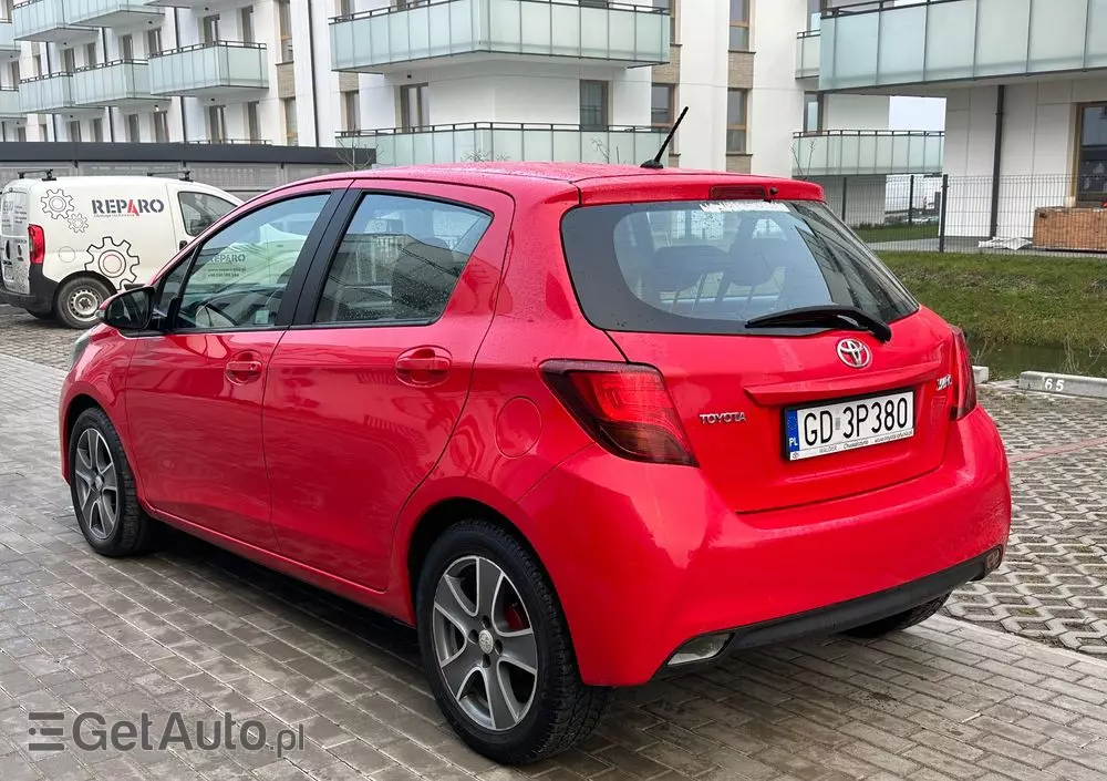 TOYOTA Yaris 1.0 Premium EU6