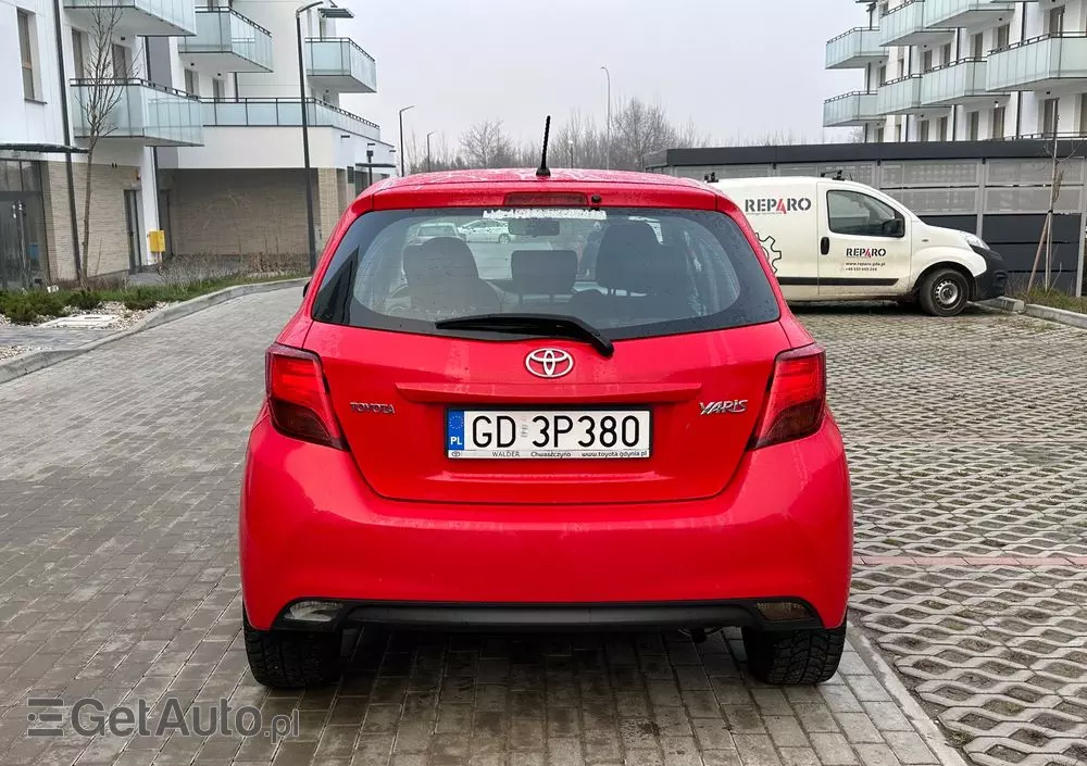 TOYOTA Yaris 1.0 Premium EU6
