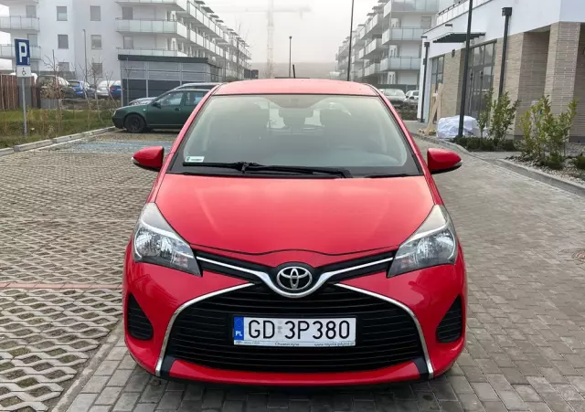 TOYOTA Yaris 1.0 Premium EU6