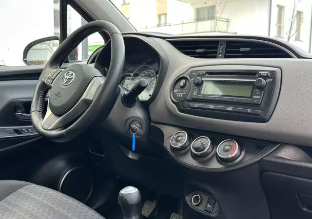 TOYOTA Yaris 1.0 Premium EU6