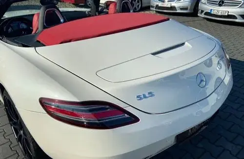 MERCEDES-BENZ SL 