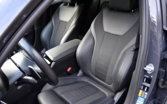 BMW Seria 3 330e xDrive Sport Line