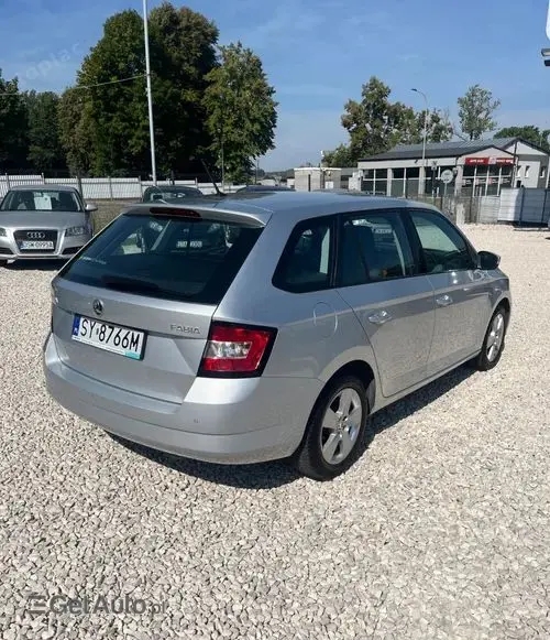 SKODA Fabia 