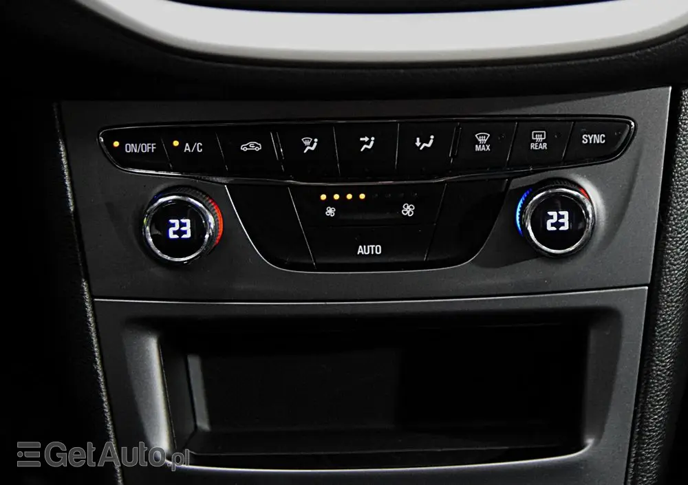 OPEL Astra 1.2 T Edition S&S